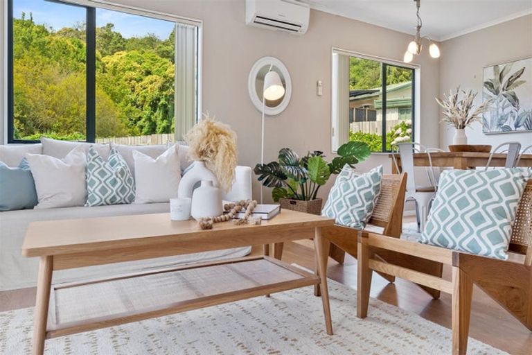 Photo of property in 90 Esmeralda Street, Welcome Bay, Tauranga, 3112