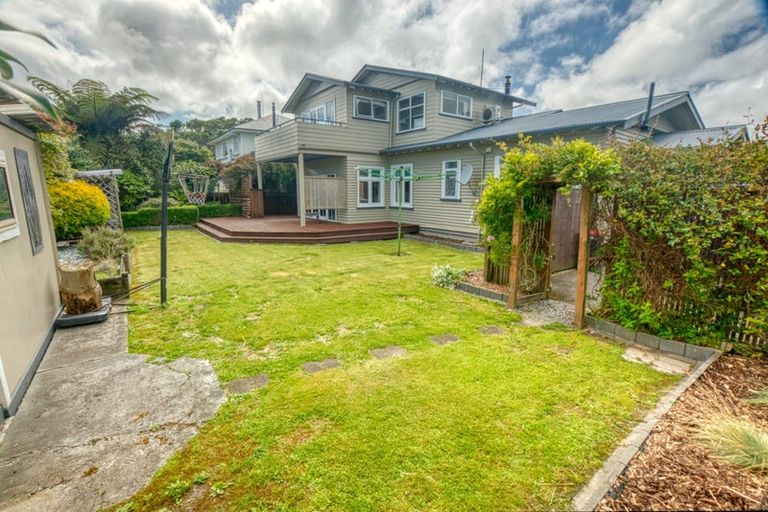 Photo of property in 40 Palmerston Street, Greymouth, 7805