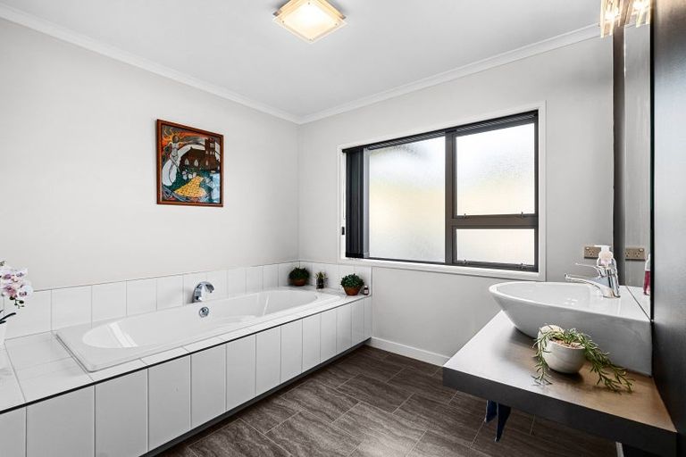 Photo of property in 169 King Road, Inglewood, 4386