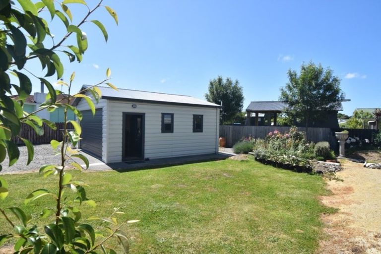 Photo of property in 319 High Street South, Carterton, 5713