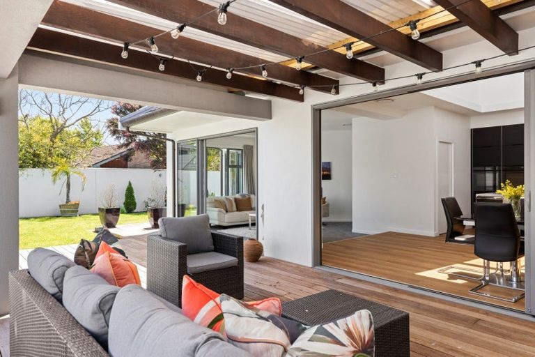 Photo of property in 25a Hetley Crescent, Taradale, Napier, 4112