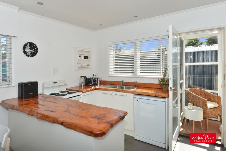 Photo of property in 25 Powhiri Avenue, Kensington, Whangarei, 0112