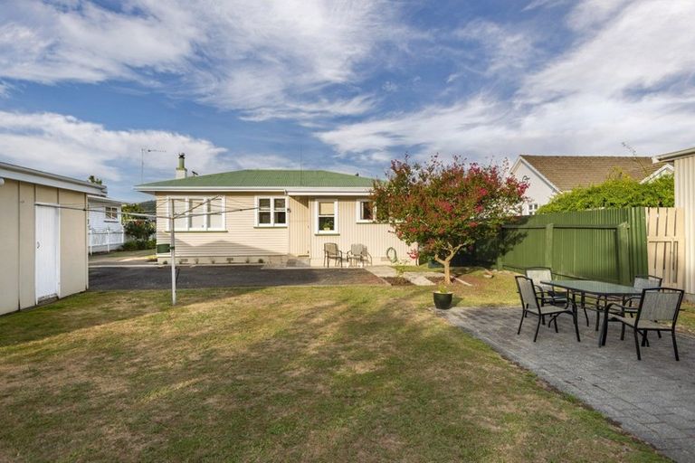 Photo of property in 12 Turenne Street, Inner Kaiti, Gisborne, 4010