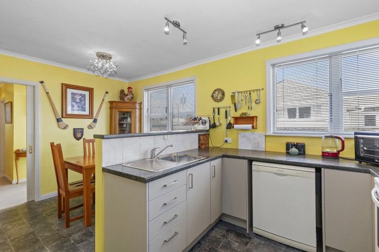 Photo of property in 17 Stephen Street, Trentham, Upper Hutt, 5018