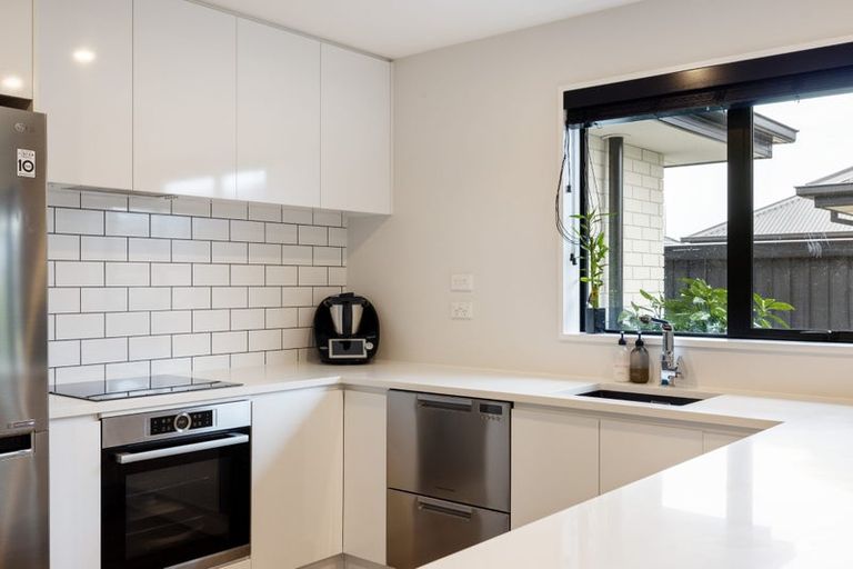 Photo of property in 15 Batchelor Place, Kaiapoi, 7630