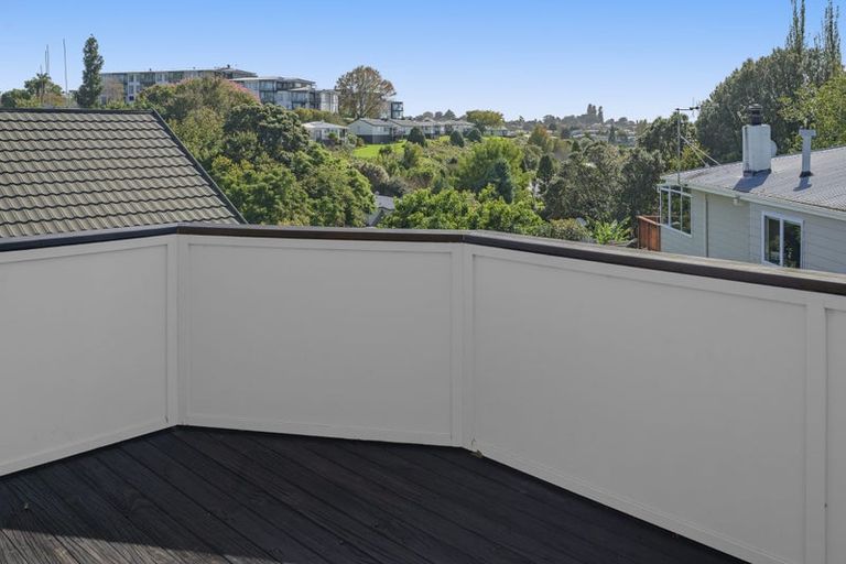 Photo of property in 4a London Place, Judea, Tauranga, 3110