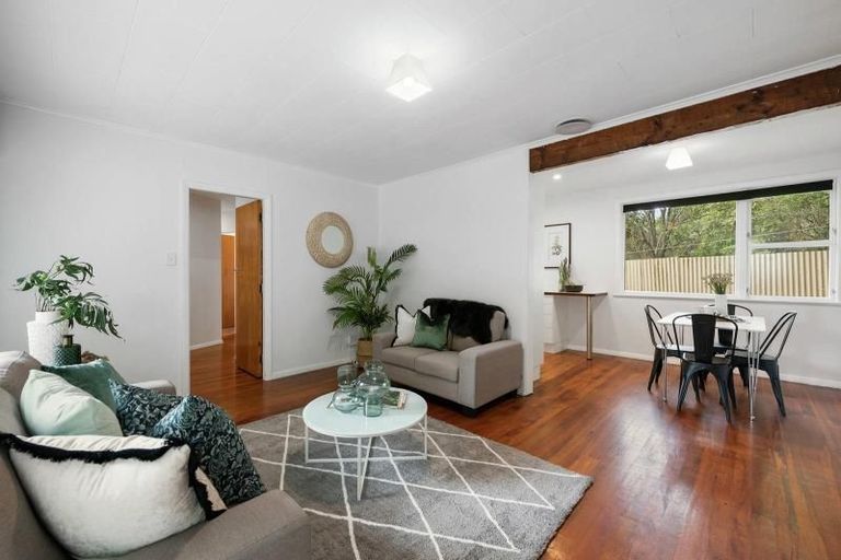 Photo of property in 22 Holborn Drive, Stokes Valley, Lower Hutt, 5019