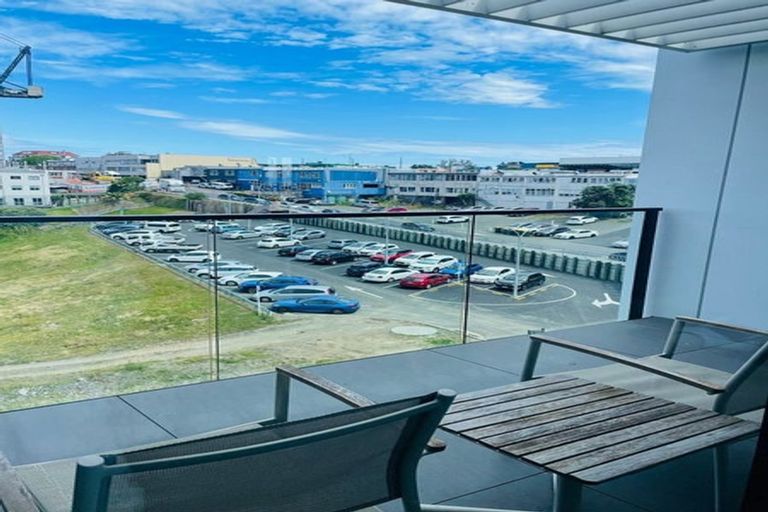 Photo of property in 415/19 Rawene Road, Birkenhead, Auckland, 0626
