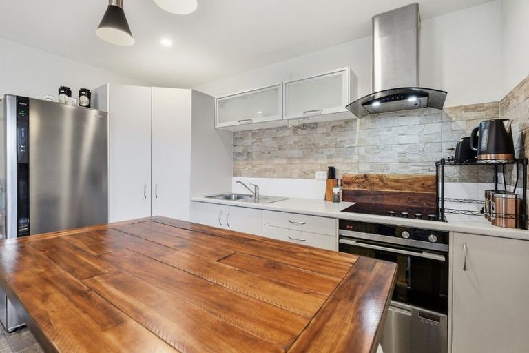 Photo of property in 11 Kamahi Crescent, Papamoa Beach, Papamoa, 3118