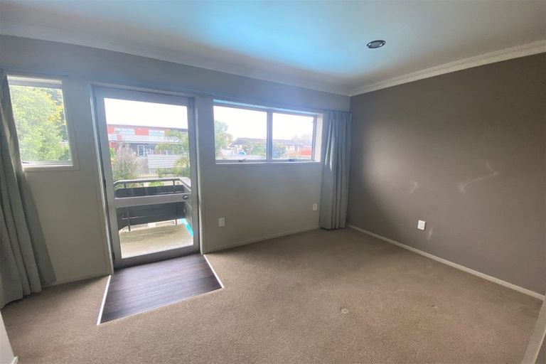 Photo of property in 13 Wilfred Street, St Andrews, Hamilton, 3200