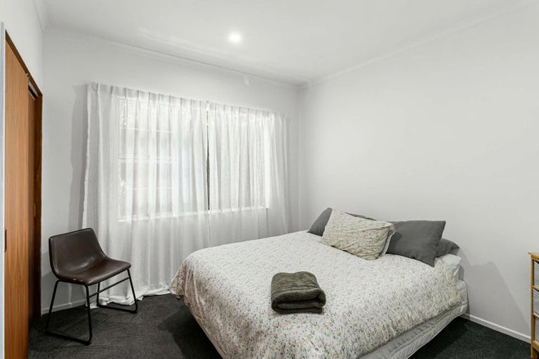 Photo of property in 13 Burns Street, Westown, New Plymouth, 4310