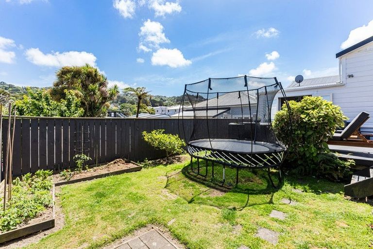 Photo of property in 69 Herald Street, Berhampore, Wellington, 6023