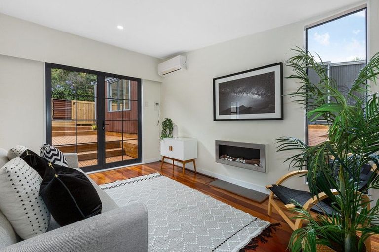 Photo of property in 53 Cluny Road, Plimmerton, Porirua, 5026