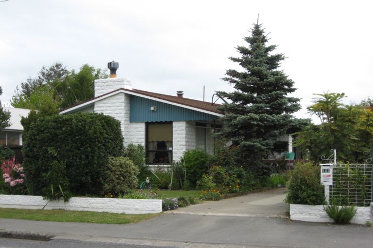 Photo of property in 143 East Belt, Rangiora, 7400