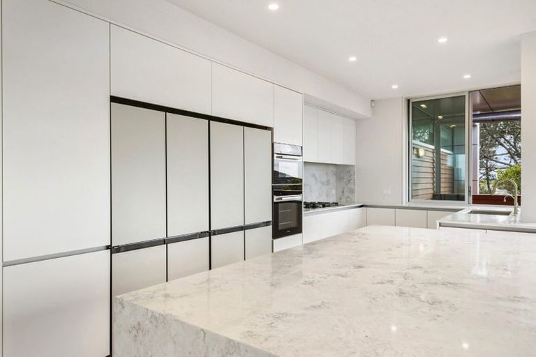 Photo of property in 451 East Coast Road, Murrays Bay, Auckland, 0630