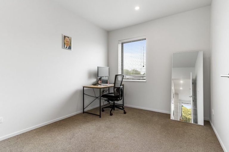 Photo of property in 201/25 Potter Avenue, Northcote, Auckland, 0627