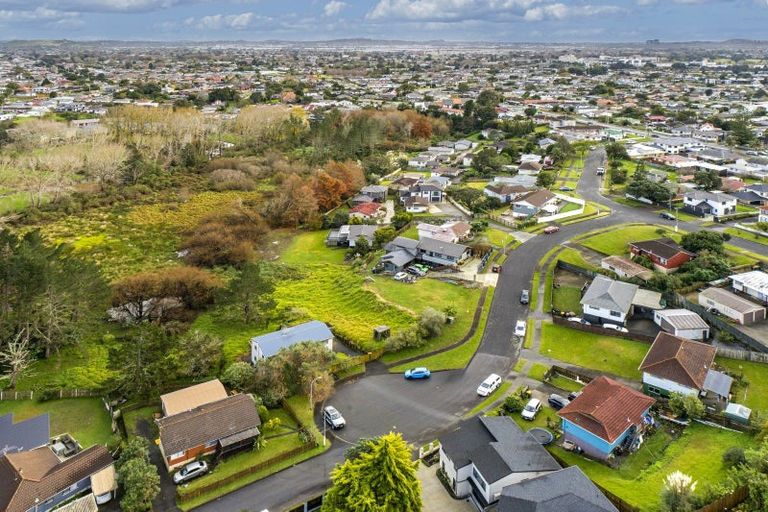 Photo of property in 15 Glenmary Place, Papatoetoe, Auckland, 2025