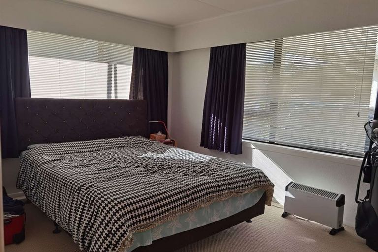 Photo of property in 9 Acacia Avenue, Maungaraki, Lower Hutt, 5010