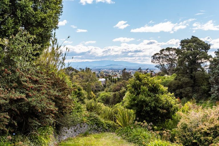 Photo of property in 51 Tainui Drive, Havelock North, 4130