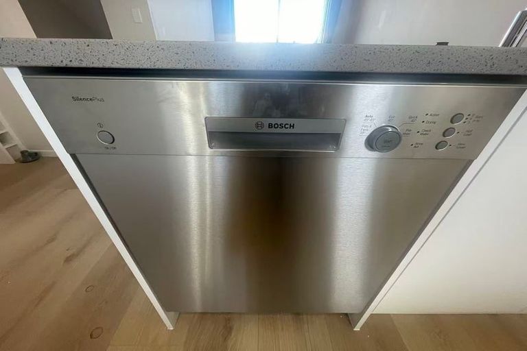 Photo of property in 3 Lemon Tree Lane, Flat Bush, Auckland, 2019