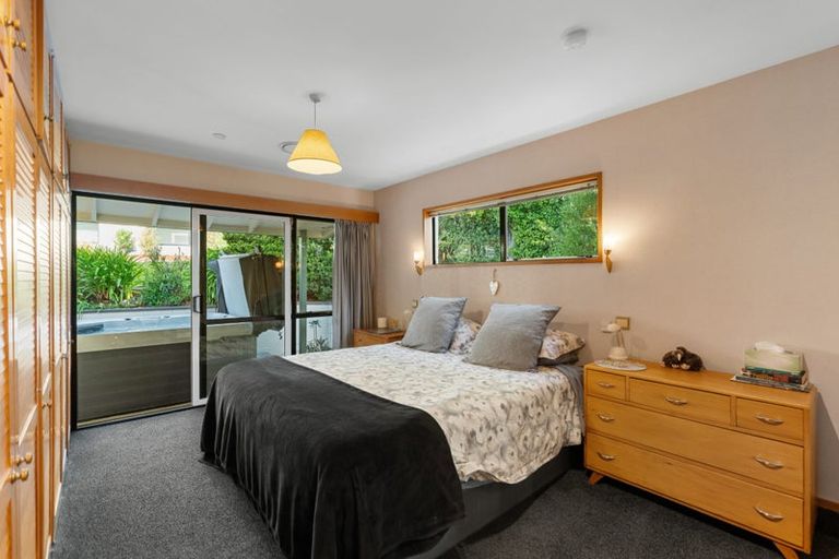 Photo of property in 9 Woodside Common, Westmorland, Christchurch, 8025