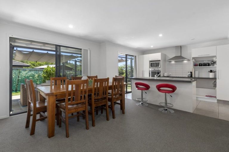 Photo of property in 54 Fairfax Crescent, Pyes Pa, Tauranga, 3112