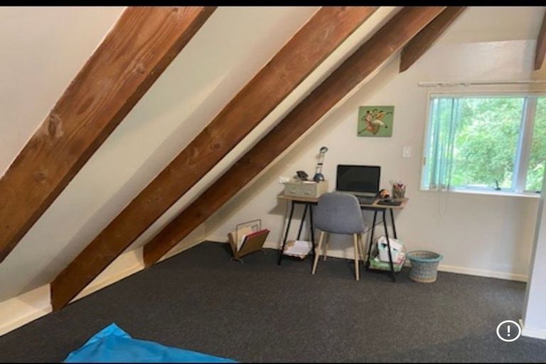 Photo of property in 19 John Road, Stanmore Bay, Whangaparaoa, 0932