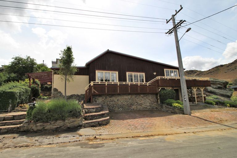 Photo of property in 30 Kerry Street, Alexandra, 9320