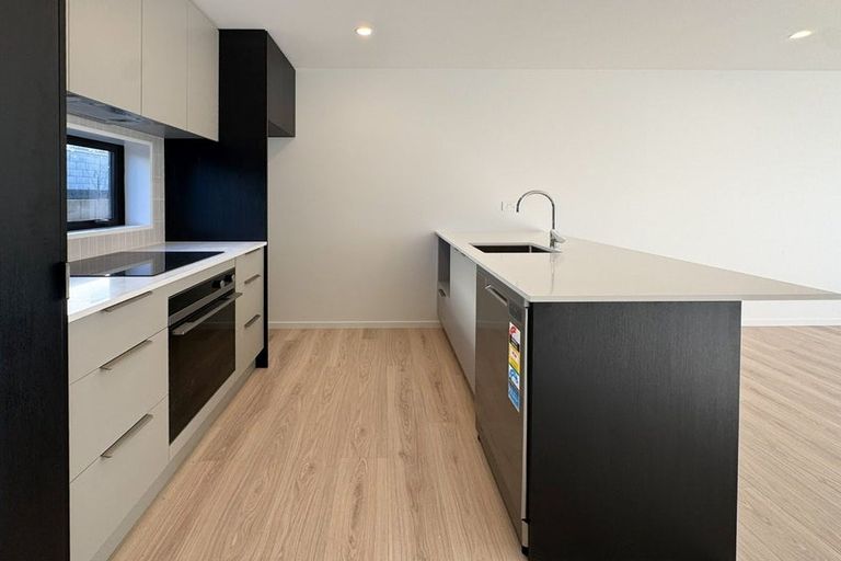 Photo of property in 8/94 Geraldine Street, Edgeware, Christchurch, 8013