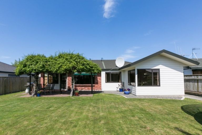 Photo of property in 6 Bucksburn Place, Greenmeadows, Napier, 4112