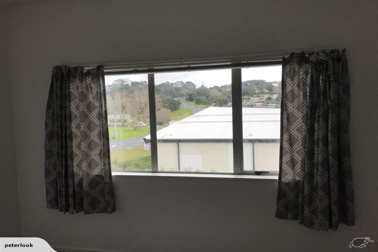 Photo of property in 592n Whangaparaoa Road, Stanmore Bay, Whangaparaoa, 0932