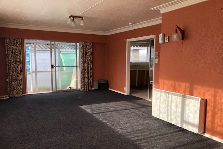 Photo of property in 2/4 Clifton Street, Windsor, Invercargill, 9810