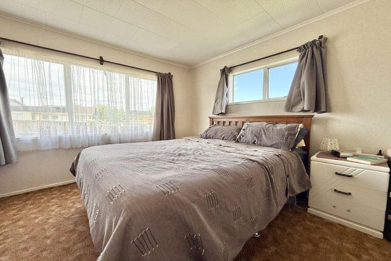 Photo of property in 12 Wairoa Place, Tokoroa, 3420