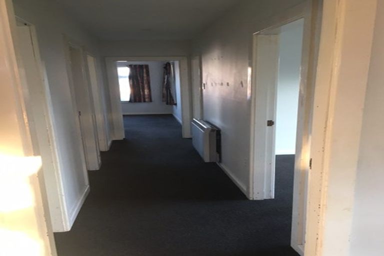 Photo of property in 42 Grimseys Road, Redwood, Christchurch, 8051