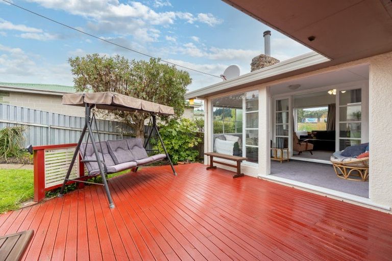 Photo of property in 20 Waldron Crescent, Green Island, Dunedin, 9018