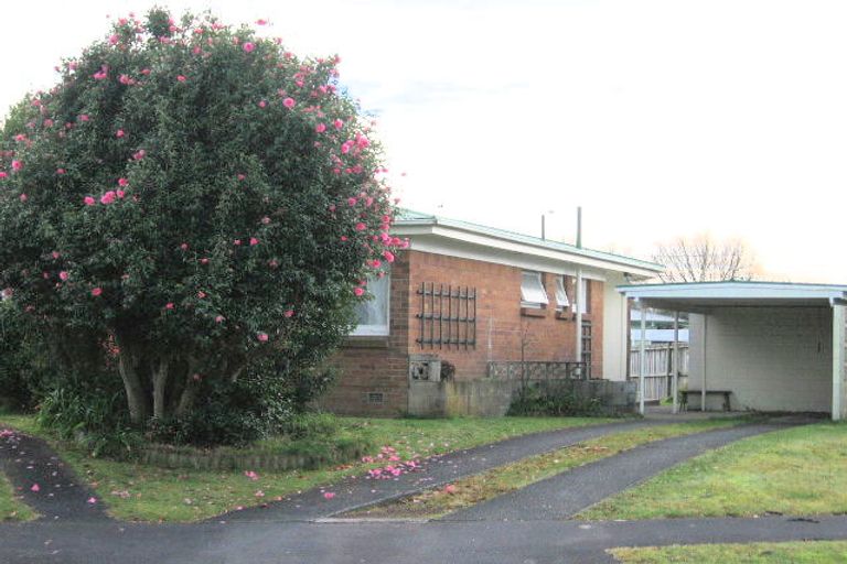 Photo of property in 54 English Street, St Andrews, Hamilton, 3200