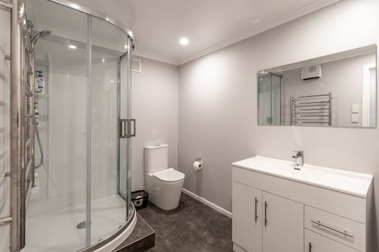 Photo of property in 5 Handley Place, Glen Avon, New Plymouth, 4312