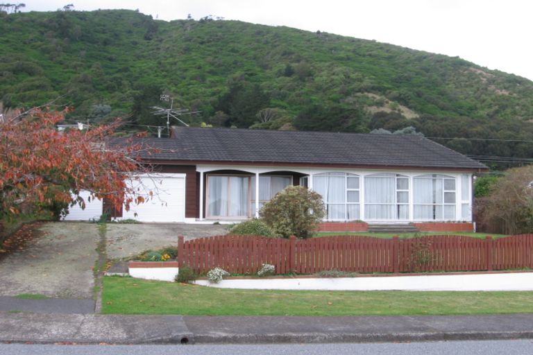 Photo of property in 7 Te Maku Grove, Waikanae, 5036