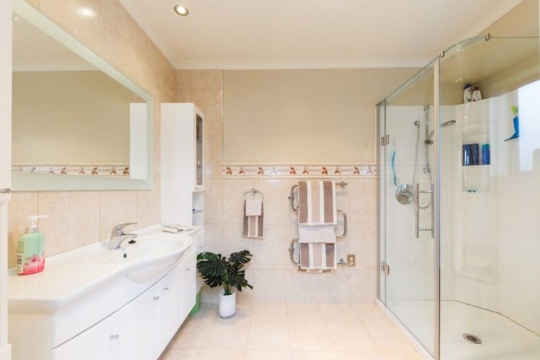 Photo of property in 12 Rodeo Drive, Kelvin Grove, Palmerston North, 4414