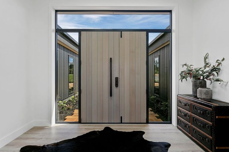 Photo of property in 12 Seachange Drive, Leamington, Cambridge, 3432