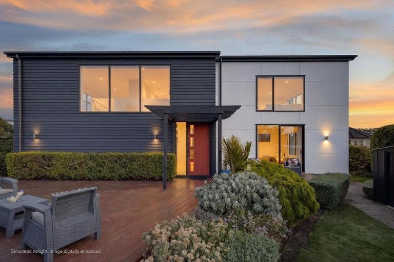 Photo of property in 74 Glenstrae Road, Redcliffs, Christchurch, 8081