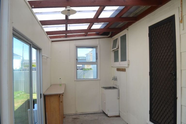 Photo of property in 86 Seddon Street, Naenae, Lower Hutt, 5011