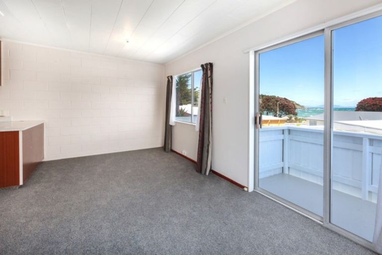 Photo of property in 10/22 Bay Drive, Titahi Bay, Porirua, 5022