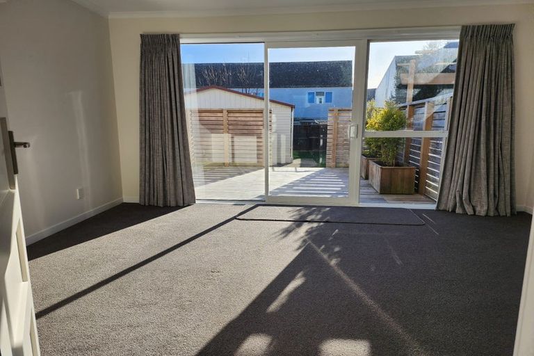 Photo of property in 217 Knights Road, Hutt Central, Lower Hutt, 5011