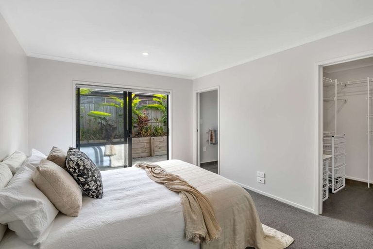 Photo of property in 13 Olney Court, One Tree Point, 0118