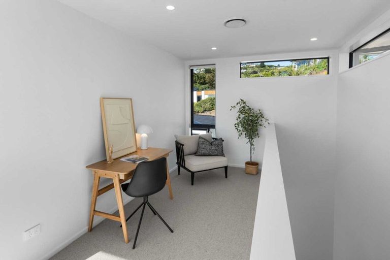 Photo of property in 6 Daring Lane, Redcliffs, Christchurch, 8081