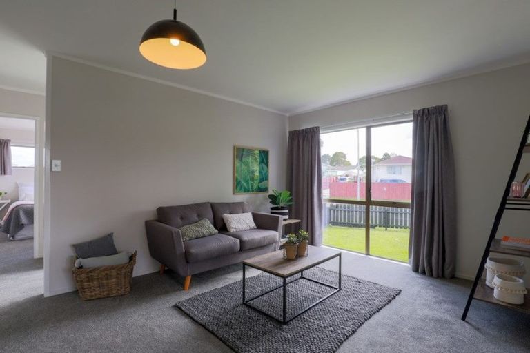 Photo of property in 15 Rangataua Place, Manurewa, Auckland, 2102