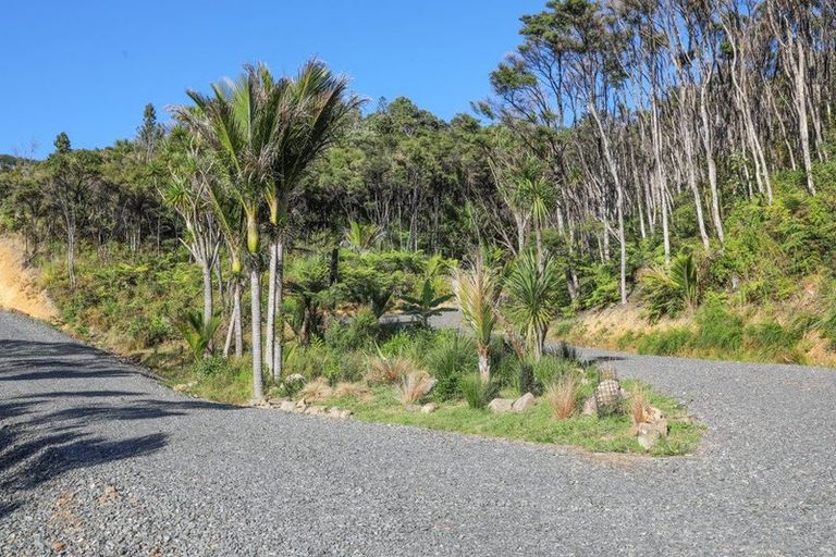 Photo of property in 58 Little Bay Drive, Waikawau, Coromandel, 3584
