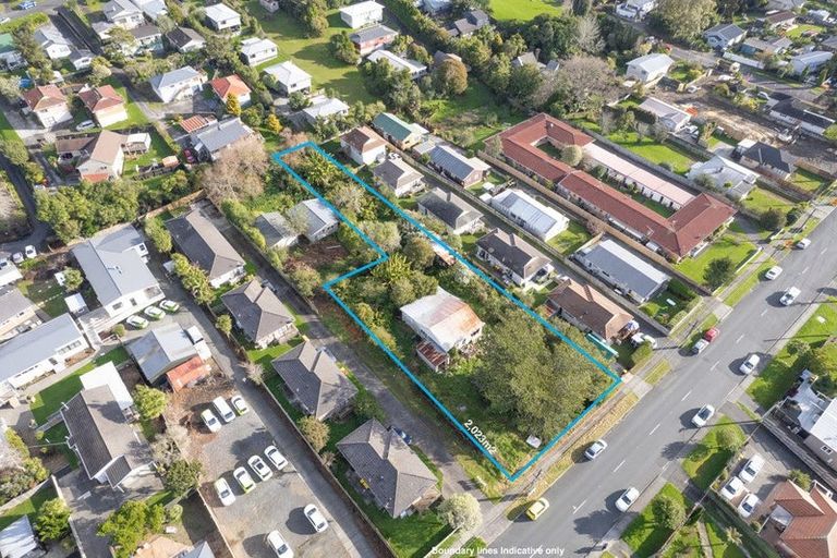 Photo of property in 87 Glendale Road, Glen Eden, Auckland, 0602