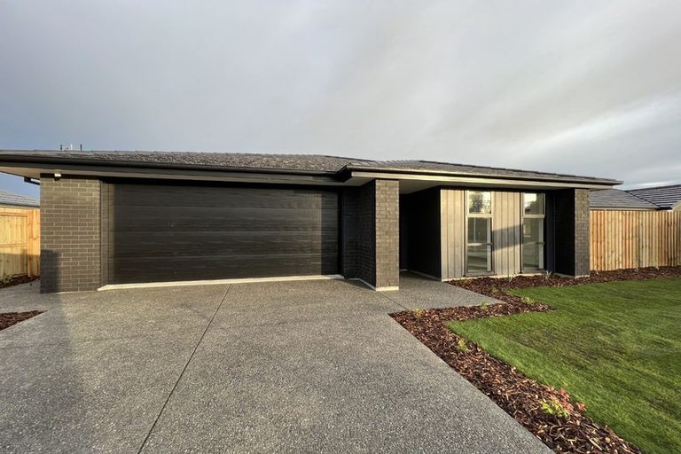 Photo of property in 92 Kennedys Bush Road, Halswell, Christchurch, 8025